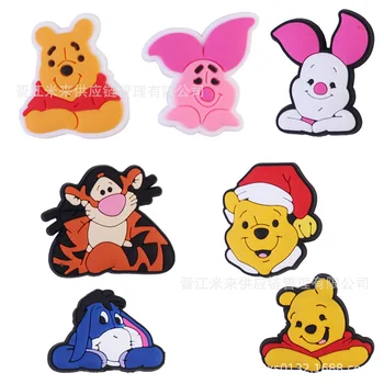 1pcs Disney Anime Sandalai Priedai PVC Pooh Bear Tigras Mielas Animacinių filmų Croc Pakabukai Suvenyrų Dekoravimas Vaikai X-mas Party Dovanos