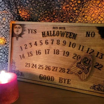 Atgalinės atskaitos Prisijungti Helovinas su Medienos Magnetinio Kalendoriaus Papuošalai