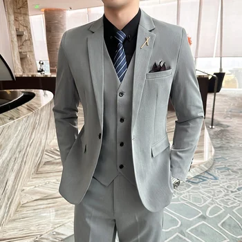 Aukštos kokybės verslo vyrų (kostiumas + liemenė + kelnės) stilingas ir gražus atsitiktinis korėjos versija plonas kostiumas mados trijų dalių rinkinys